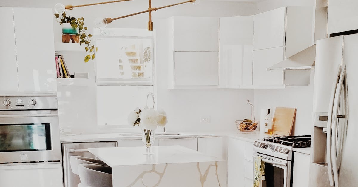 Stylish Fixtures for Compact Bathrooms